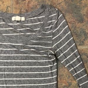 FOREVER 21 small white & grey striped long sleeve